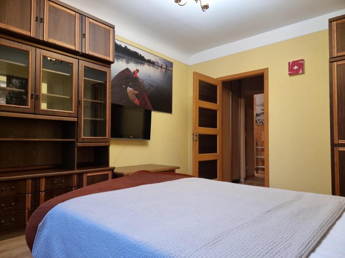 Lejlighed 3 Bedrooms Next To Dom Square *